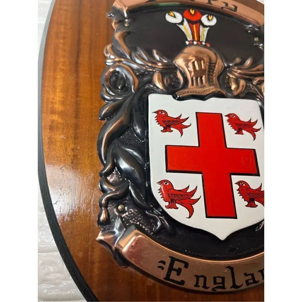 Hand-Painted Copper Shield on American Walnut. - Picture 2 of 10